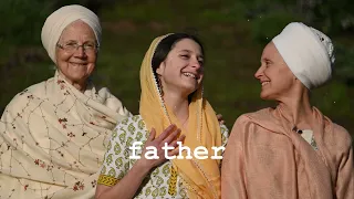 Snatam Kaur and Prabhu Nam Kaur - Too Mayraa Pitaa [OFFICIAL LYRIC VIDEO]