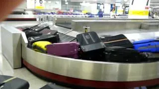 Lisbon airport baggage mess