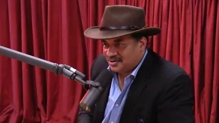 Neil deGrasse Tyson Responds to Stephen Hawking's Take on Aliens (from Joe Rogan Experience #919)