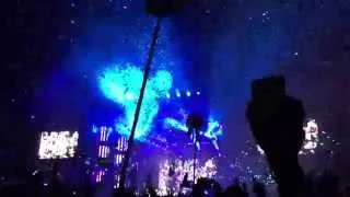 Skrillex and Diplo - "Where are U Now" with Justin Bieber | Electric Forest 2015 (01)