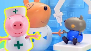 Peppa Pig - Peppa Pig Stop Motion: Peppa Pig at the Hospital  - Learning with Peppa Pig