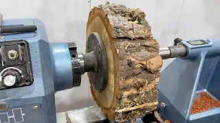 Woodturning - The Wrong Way !!