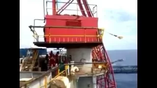 Offshore crane failure