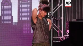 Keys performs at DNC event