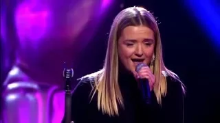 Kim zingt 'Flashlight' | Blind Audition | The Voice van Vlaanderen | VTM