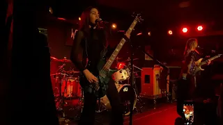 The Warning - Red Hands *Ale Lead Vocals*  Mercury NYC 2019