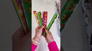 Do this with your wrapping paper! Gift wrapping | Holiday Tips | Life Hacks