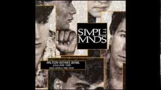 Simple Minds Milton Keynes England 22.6.1986