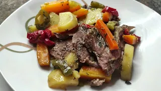 Junetina sa povrćem u krčku | Beef with mixed vegetables in slow cooker | Puno boja u jednom tanjiru