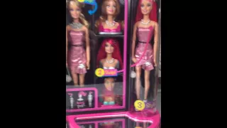 Mattel Swappin Styles Fashionista Barbie Doll Store Display