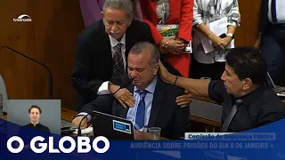 Senador Rogério Marinho chora ao falar de presos do 8 de janeiro e é consolado pelo pai