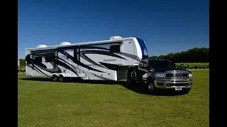 The 2024 Redwood 4120GK fifth wheel walkthrough with Paul Pereira from Hitch N' Go