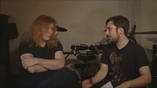 Dave Mustaine gives interviewer an excessively long death glare the instant he says "Metallica"