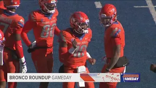 Boise State brings out all-orange uniforms against Wyoming