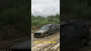 Jeep XJ getting stuck 😂