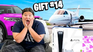 SURPRISING MY SISTER  WITH 14 GIFTS FOR HIER 14TH BIRTHDAY!!!