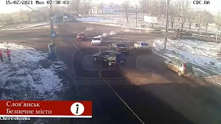 15-02-2021 ДТП на перехресті вул. О. Тихого та вул. Свободи