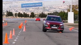 Hyundai Kona 2018 - Maniobra de esquiva (moose test) y eslalon | km77.com