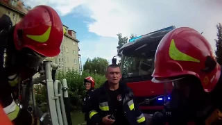 Pożar Bloku  Warszawa Fasolowa  27 07 2016 - Lanca Gaśniczo-Tnąca 300 bar w akcji