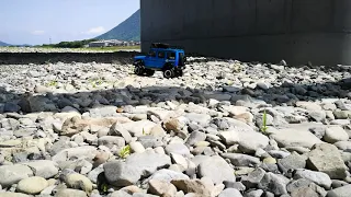 TAMIYA CC-02 G class river side