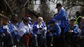 "Марш живых" прошёл в Освенциме в 35-й раз