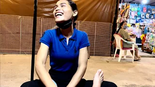 $6 LADYBOY Thai Foot Massage @ Jomtien Night Market PATTAYA THAILAND