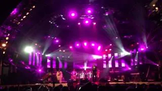 TARRUS RILEY "Gimme Likkle One Drop" @ ST.KITTS MUSIC FESTIVAL 2014