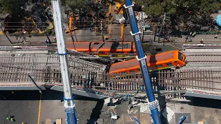 Moment Mexico City metro overpass collapses injuring many and killing dozens