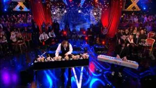 Richard Louis Dray performing with Henry Dagg at Jools Holland Hootenanny2010.mpg