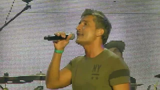 Віктор Винник (МЕРІ) і Скрябін - Годинник (live in Lviv Arena)