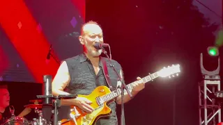 Men At Work - "Who Can It Be Now" Live Raleigh, NC (Red Hat Amphitheater 8/7/22)