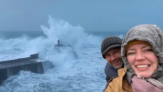 Storms - Massive waves, spectacular seas and ferocious winds, a compilation