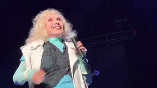 Blondie, “Hanging on the Telephone” - LIVE @ Grand Ole Opry (8/24/22)