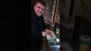 Русский Нусрет Гёкче