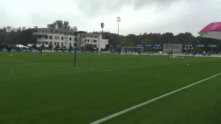 FC Schalke Training: Spiel über die außen