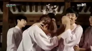 [ENG Sub] 방탄소년단 BANGTAN BTS Kiss Cut (J-Hope & V)