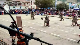 DANZA CHUMBIVILCANA I.E. EMBLEMÁTICA MIXTO SANTO TOMAS  ANIVERSARIO DEL DISTRITO DE QUIÑOTA (2022)