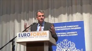 Timothy Snyder, Ukraine "Not Even Past: Ukrainian Histories, Russian Politics, European Futures"