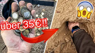 Rekordmenge Geld auf Spielplätzen gefunden bei Schatzsuche mit dem Metalldetektor!! (Sondeln)