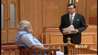 Modi makes fun of PM's remarks against him in Aap Ki Adalat