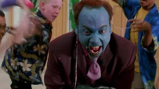 Big Fat Liar (2002) = All Kids attacks Marty Wolf as a Clown