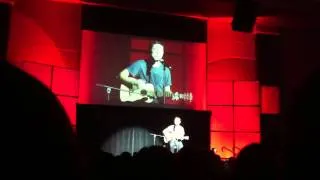 Joseph Gordon-Levitt performing original song