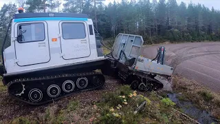 Hägglunds bandvagn BV206 in action