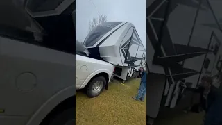 DROPPED MY HOUSE ON MY TRUCK. 5TH WHEEL TOW FAIL
