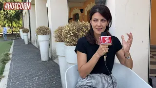 Da PADRENOSTRO a COSA SARÀ | L'intervista a Barbara Ronchi | HOT CORN