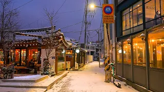 [4K HDR] Bukchon Snowy Night and Beautiful lights in Seoul Ambience Sounds ASMR
