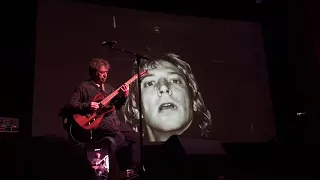 Andy Summers closes with solo electric “Message in a Bottle”