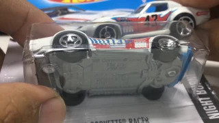 Hotwheels 2017 69' corvette racer liberation from blister