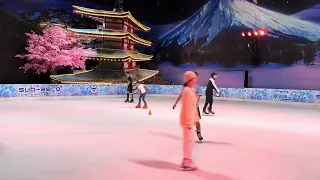 Pearl dancing on ice