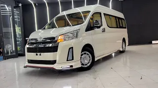 Toyota Hiace 2023 VIP